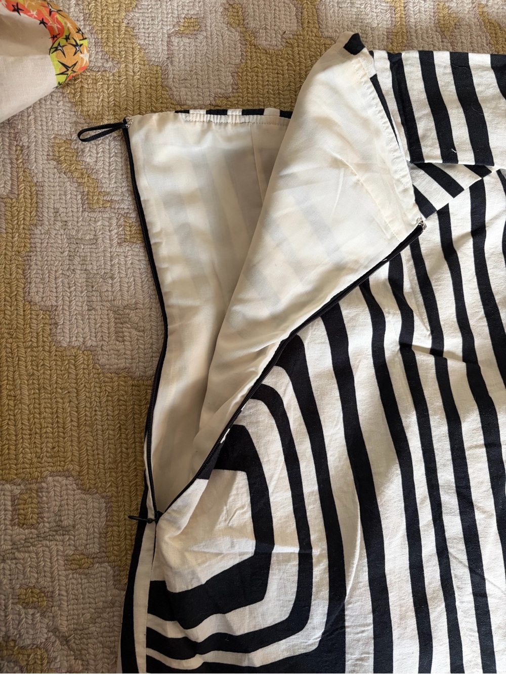 Zara Black & White Strapless Geometric Mini Dress - Picture 4 of 4